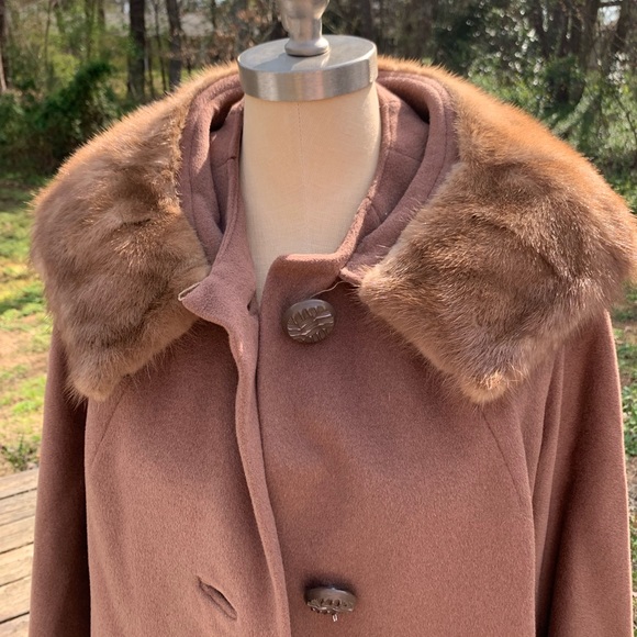 Vintage Wool Trench Coat with Real Fur Trim - Picture 3 of 16